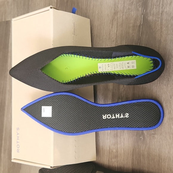 Rothy's black classic pointed flats - Picture 7 of 11